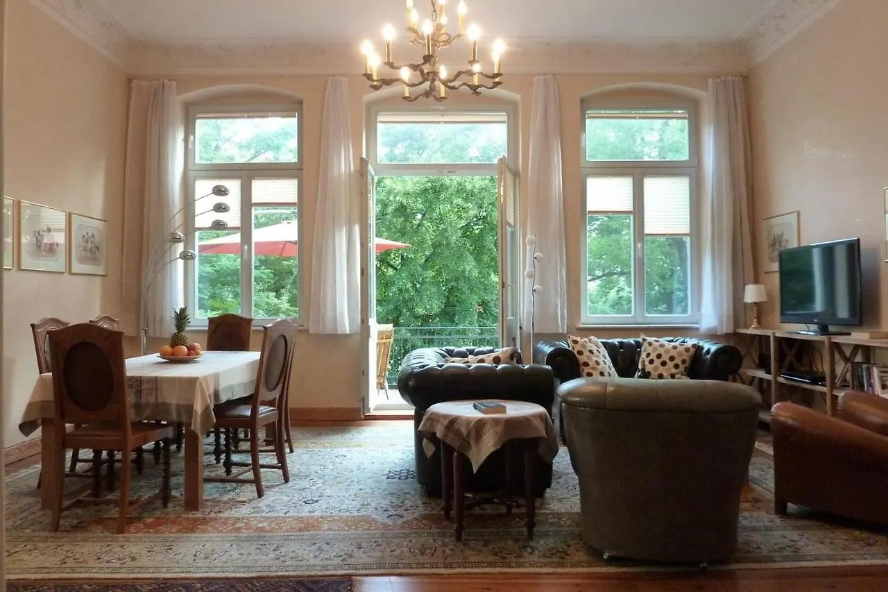 Apartment Ferienwohnungen Villa Haniel Julius Dresden Deutschland