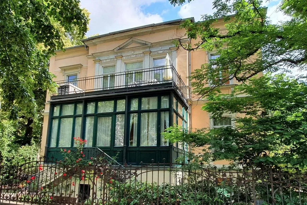 Ferienwohnungen Villa Haniel Julius Dresden